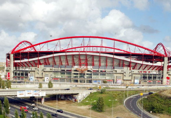 PGR abriu um inquérito à morte de um adepto italiano do Sporting, vítima de atropelamento perto do Estádio da Luz