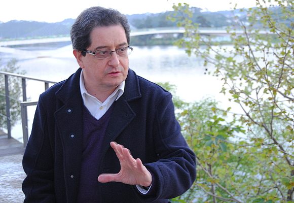 João Figueira*